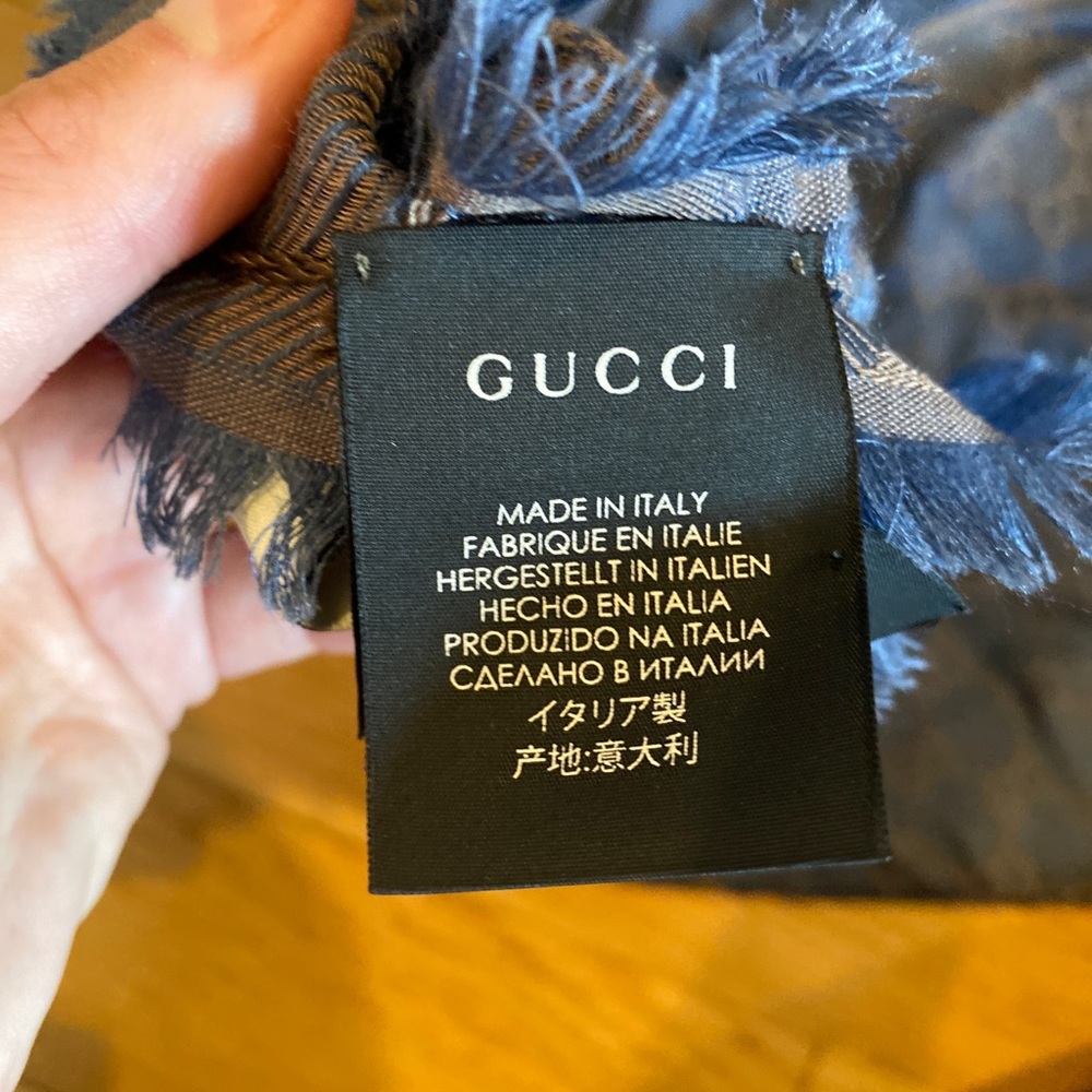Gucci Jaquered Shawl in Brown & Blue - Picture 3 of 7